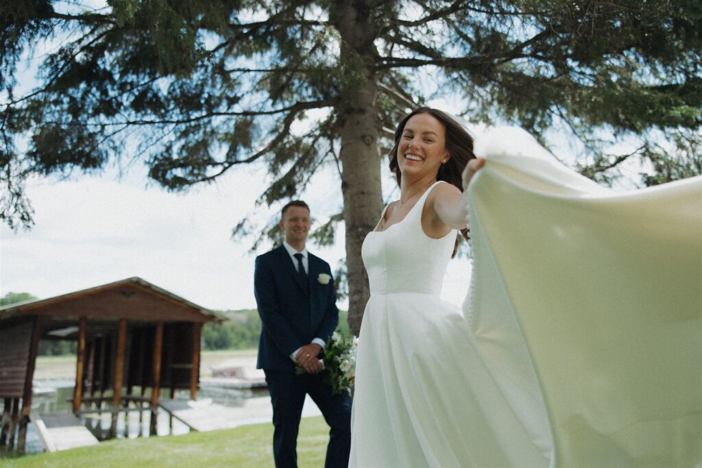 Simple cabin wedding in Walker, Minnesota